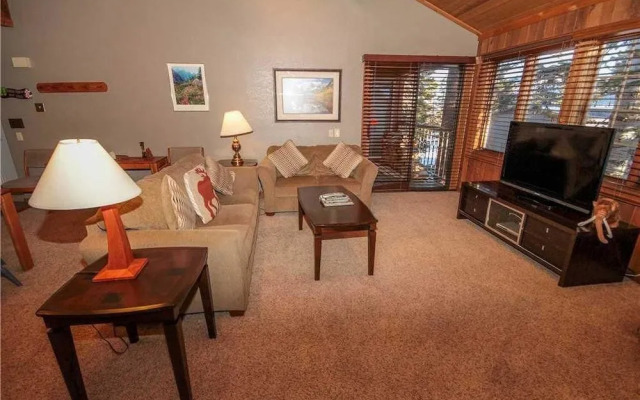 Mountainback #53, Loft