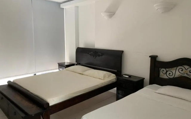Casa Girardot Condominio El peñon 5 Habitaciones.