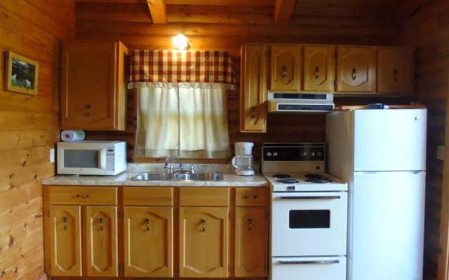 Cajun Cedar Log Cottages