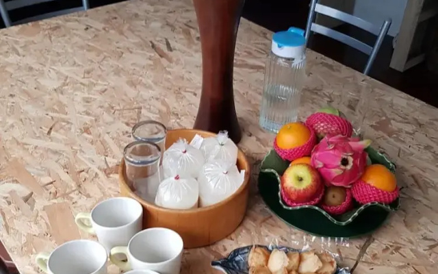 Blue Melon Cafe & Hostel