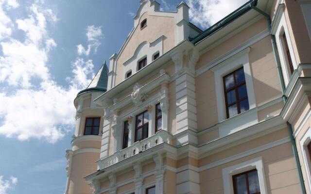 Hotel Royal Golf вид на фасад
