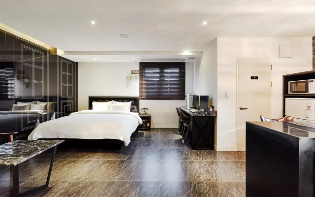 Hotel The Class