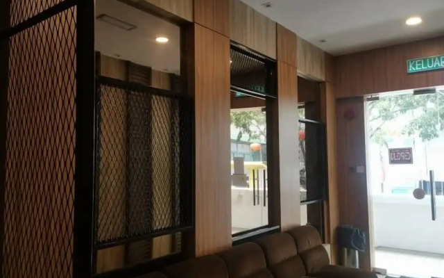 Hotel Holiday
