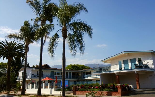 Pacific Crest Hotel Santa Barbara вид на фасад