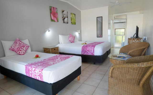 Club Raro Resort