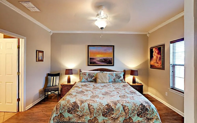 701NS Barefoot Getaway by RedAwning