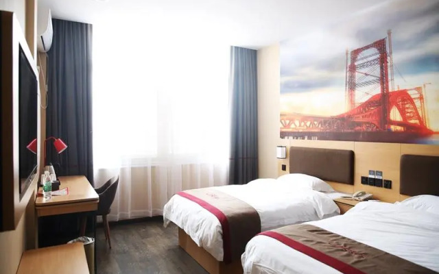 Thank Inn Plus Hotel Hubei Huanggang Macheng South Railway Station