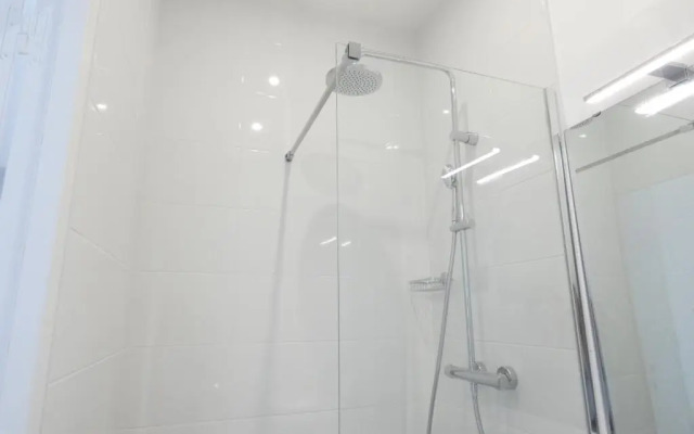 Superbe studio lumineux, jolie vue mer [LeDellec]