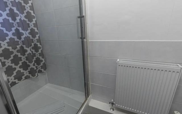 Attractive 2BR Flat in Little Venice, Maida Vale