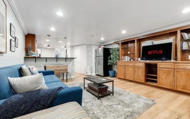 Entire 1-br Apt in Noma Eckington
