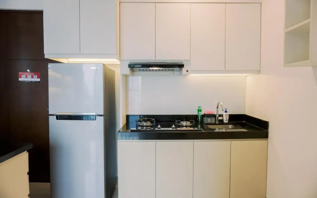 Spacious And Warm 2Br At Ciputra World 2 Apartment