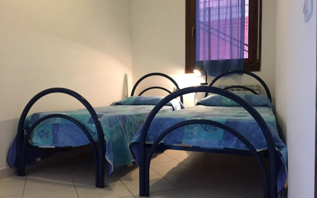 Cozy Apartment With Balcony-beahost