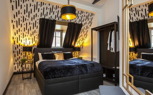 Отель Golden Prague Rooms