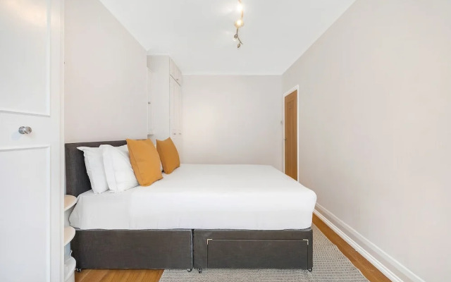 Modern Garden Flat in Hampstead