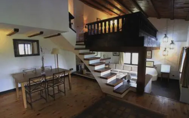 Casona De Navalmedio