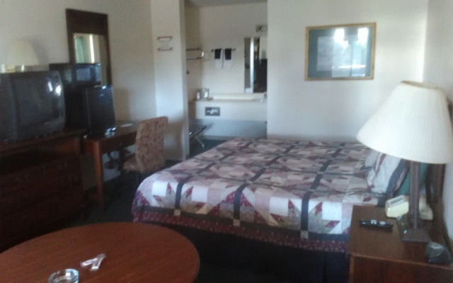 The Razorback Lodge