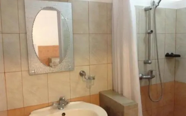 Ebrahim Flats - Grand Baie Beach