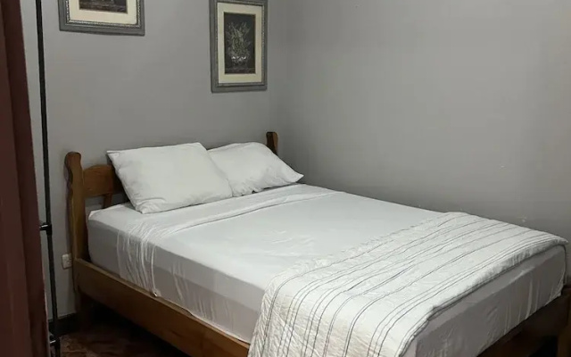 Relax in downtown Alajuela / 5min near the Airport