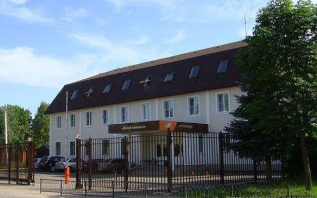 Гостиница Intermashotel в Калуге 4 отзыва об отеле, цены и фото номеров - забронировать гостиницу Intermashotel онлайн Калуга вид на фасад