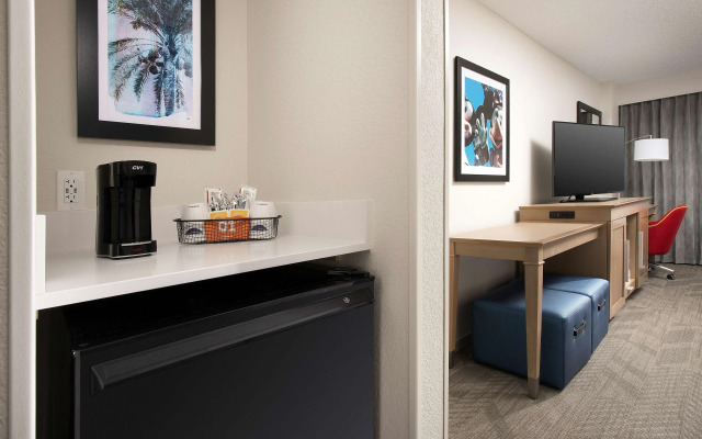 Hampton Inn & Suites Anaheim Garden Grove