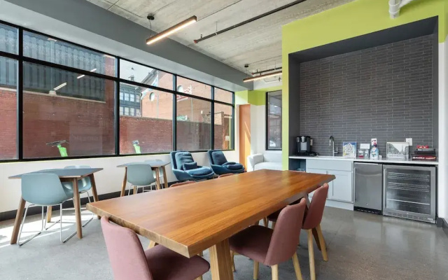 CozySuites at Block20