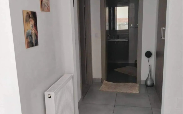 Super Chiraz Loft