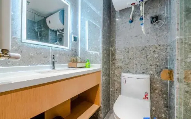 Bolan Vacation Homestay (Licang Wanda Plaza Licun Subway Station)
