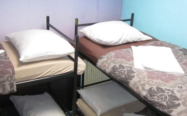 Amsterdam Hostel Uptown комната для гостей