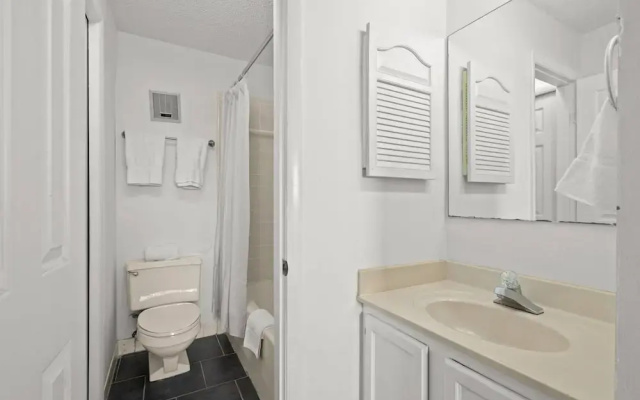 The Summit Unit 512
