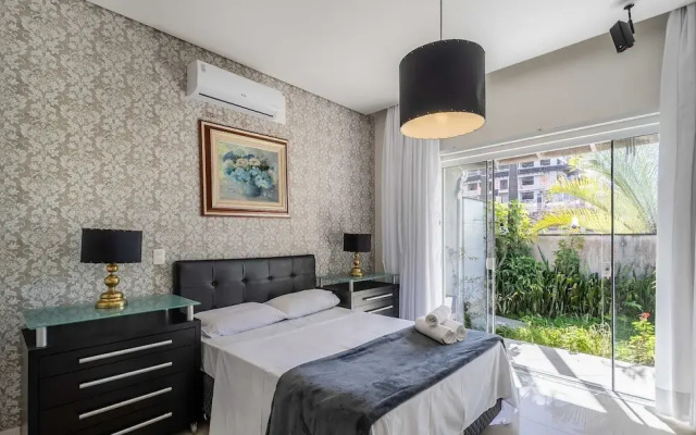 2BR House w/ Pool & BBQ in Penha Tzs210