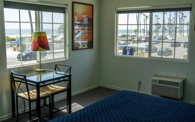Huntington Surf Inn