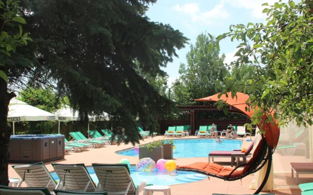 Hotel Karo