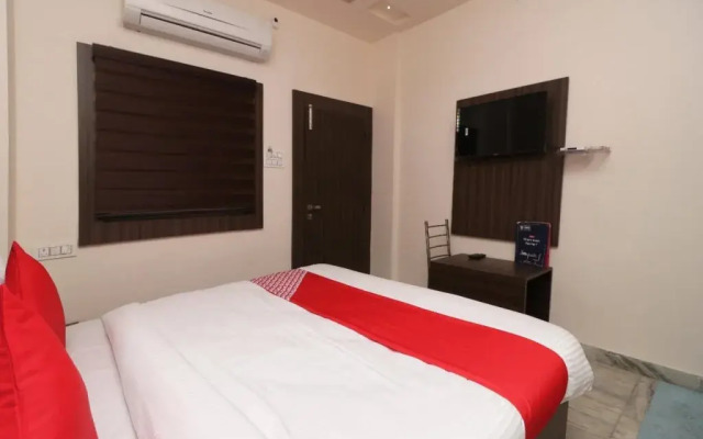 Hotel Royal Palace By OYO Rooms
