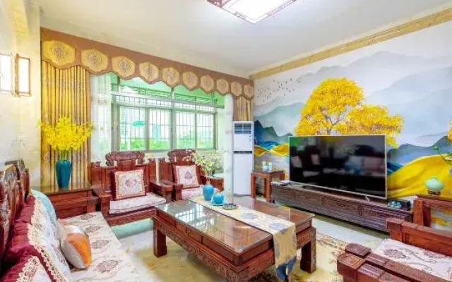 Hongshanhu Holiday Apartment