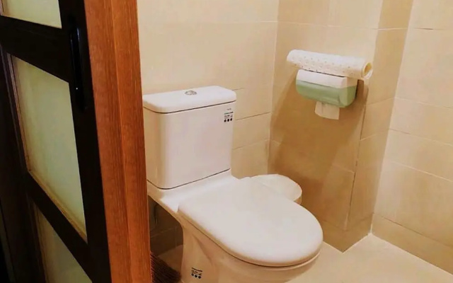 Bulldog Apartment