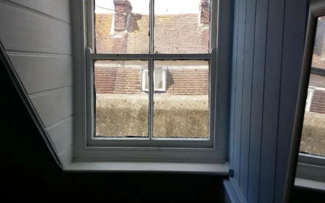 Kings Arms Hostel