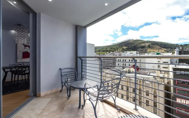 Art Apartment 1304 in Cape Town