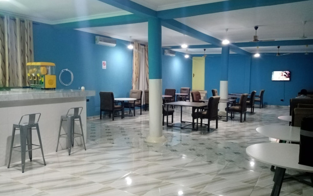 Anan-Thara Hotel