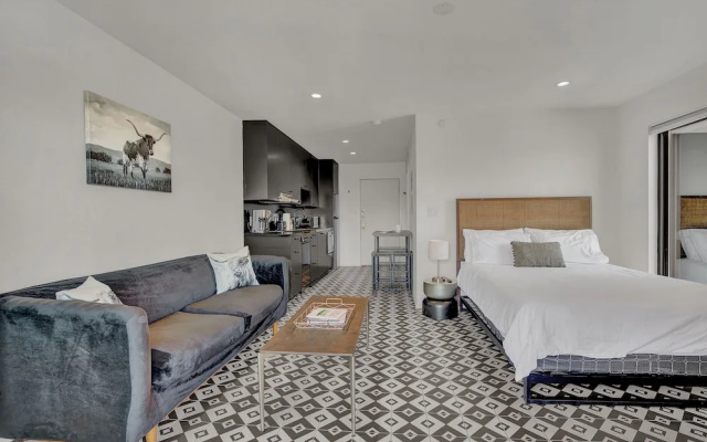 Stunning Soco Studio-skyline Views-steps to Dtown!