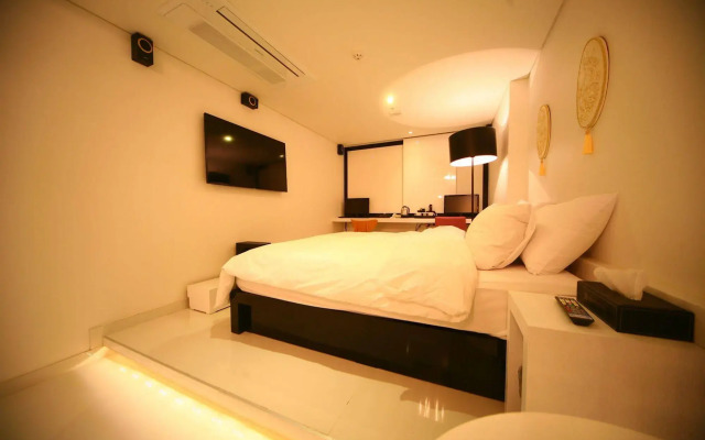 Diva Hotel