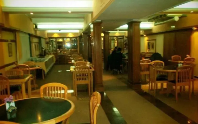 Hotel Imperio