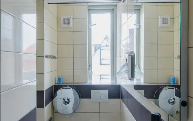 Hostel Warmoes Amsterdam