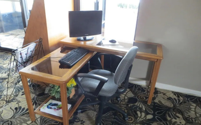 Homestyle Inn and Suites Springfield