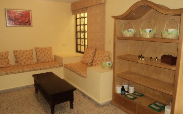 Отель Suites San Luis Масатлан комната для гостей