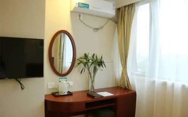 Shell Hotel Shandong Yantai Railway Station South Square Joy City