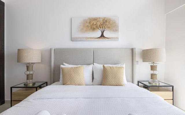 Stunning 1-bed in the Iconic Cayan Tower