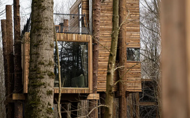 Treeloft Adventure in Nature for 4 People 7