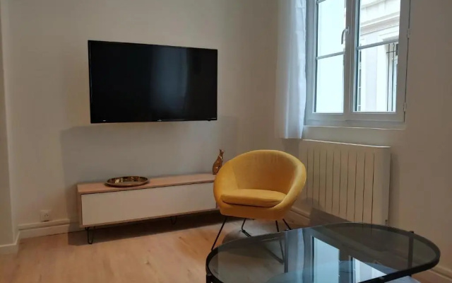 T2 de luxe centre ville + parking privé !!