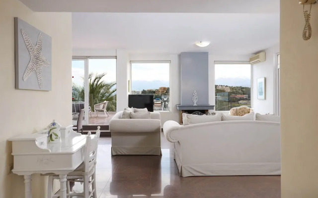 Longobardi Sea Front Villa Chania Greece