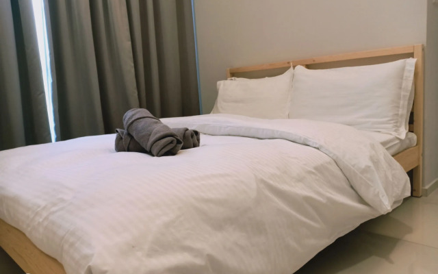 The Robertson by Matahari Suites